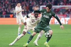 开云体育下载-拜仁2-1逆转曼联，晋级欧冠8强的简单介绍