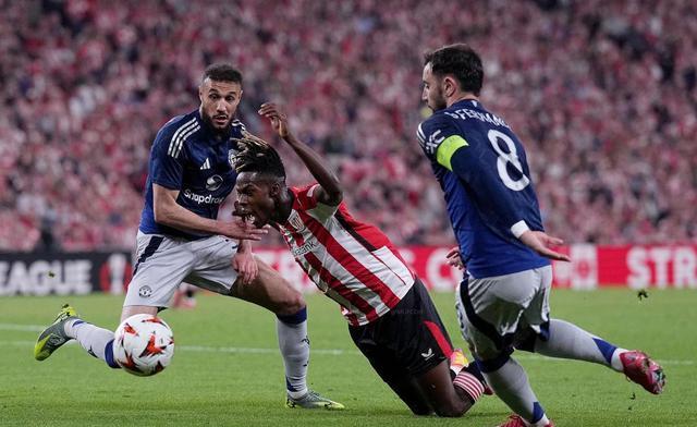 曼联绝杀胜罗马领先欧联杯半决赛 曼联绝杀胜罗马领先欧联杯半决赛