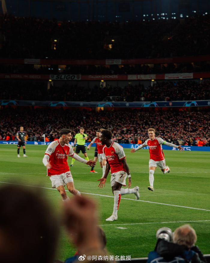 包含惊险一战,球场上的精彩瞬间让人心跳加速!的词条 包含惊险一战,球场上的精彩瞬间让人心跳加速!的词条