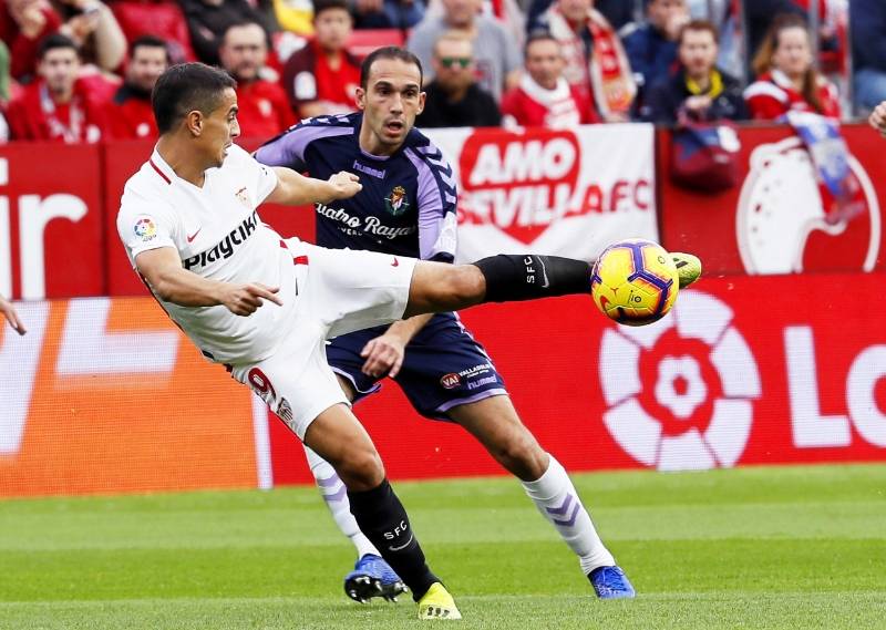 包含赫塔菲主场不敌巴拉多利德，遭遇西甲连败的词条