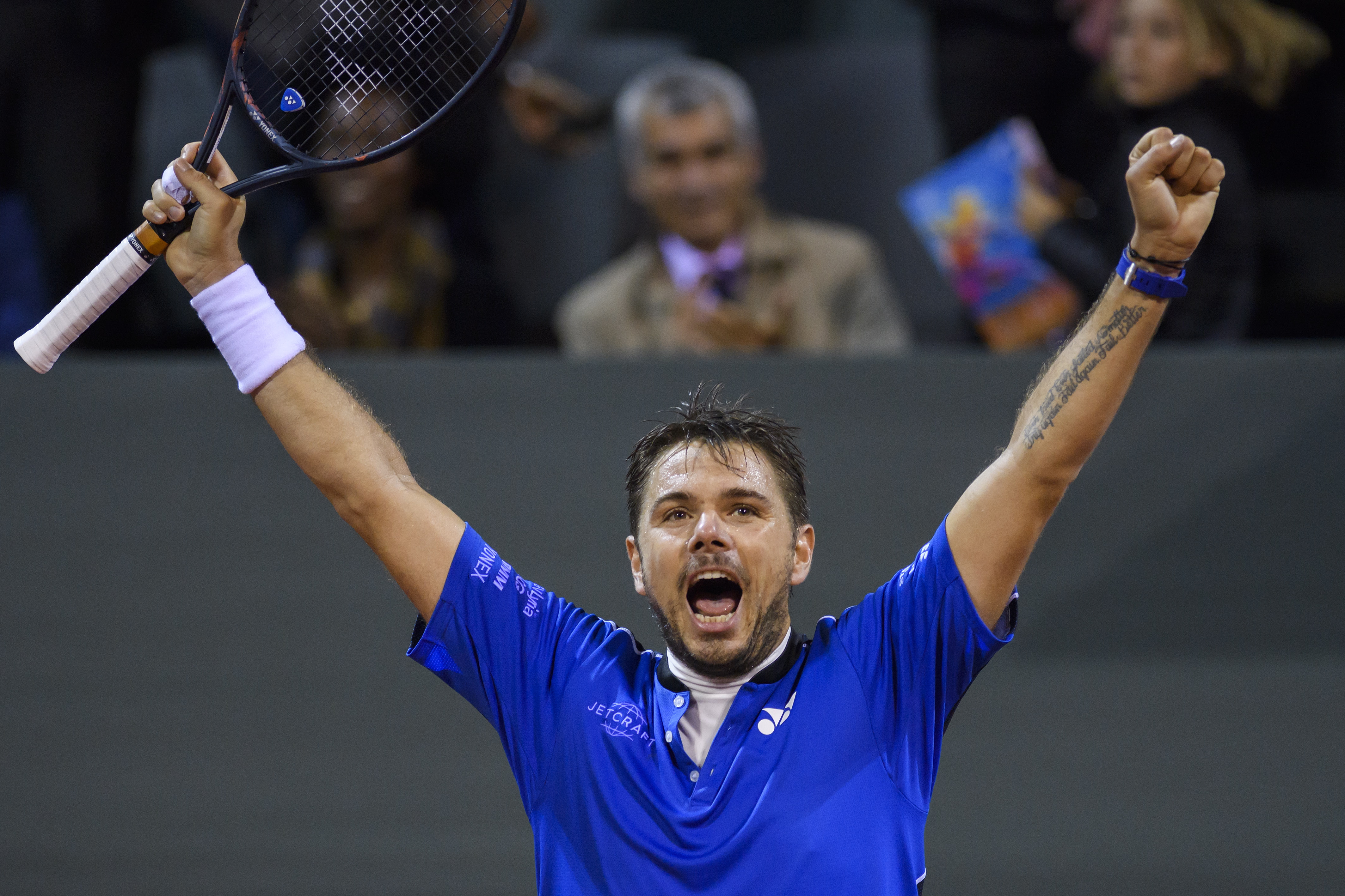 关于日本网球队横扫美国网球队，瓦林卡高光表现的信息