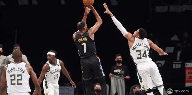 包含雄鹿B队绝杀日本男篮，杜兰特高光表现的词条