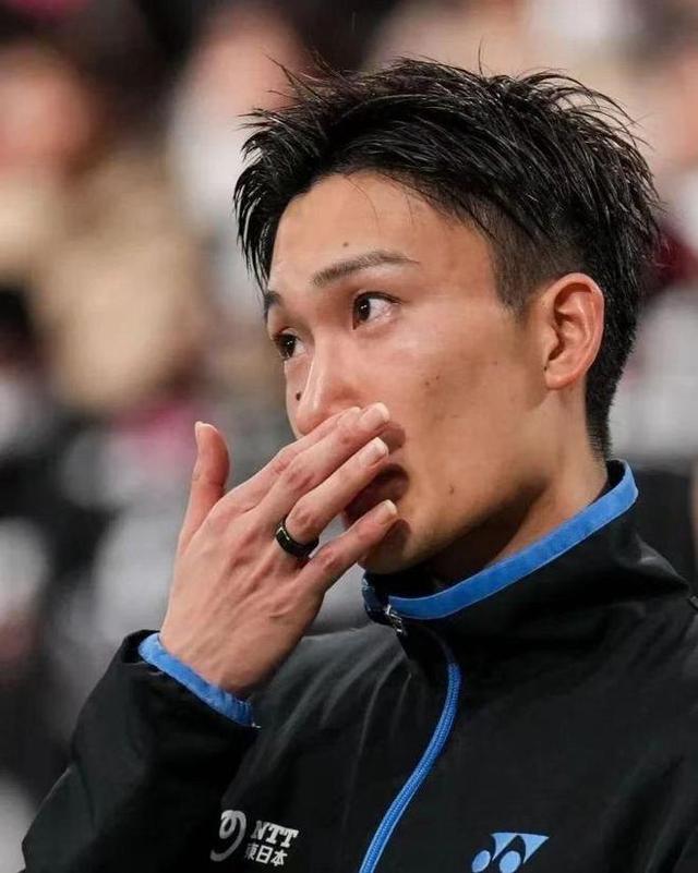 关于法国羽毛球队爆冷日本羽毛球队，桃田贤斗高光表现的信息