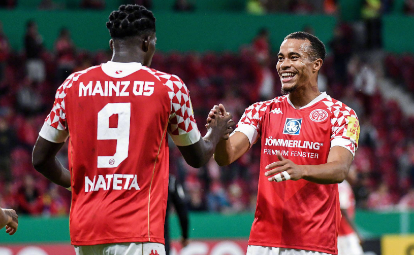 惊天逆转！滚球预测战队挺进四强的简单介绍