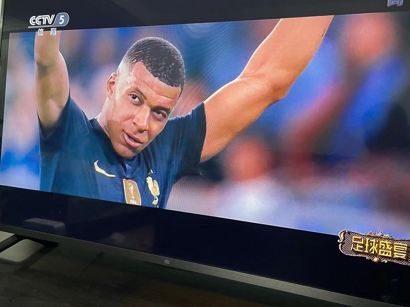 终极之夜！足球冠军悬念即将揭晓的简单介绍